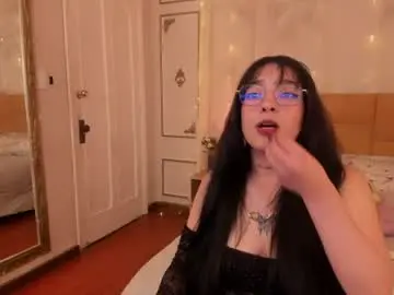 Chaturbate Adult Video Chat of emalittle