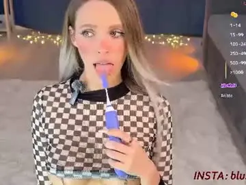 Chaturbate Live Sex Cam of blush_mikki