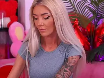 Chaturbate Live Sex Cam of therealfallingangel