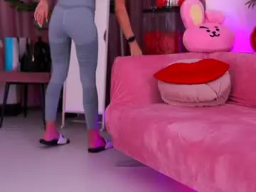 Chaturbate Sex Cam of therealfallingangel