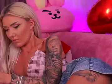Chaturbate Free Porn Cam of therealfallingangel