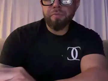 Chaturbate Best live sex cam show of thiccbull12