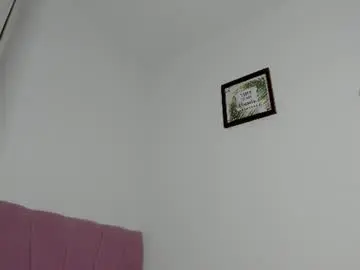 Chaturbate Live Sex Cam of amaia_mendoza