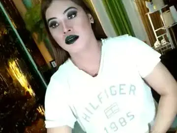 Chaturbate Live Sex Cam of queen_kendalx19