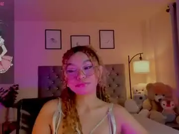 Chaturbate Live Sex Cam of ximena_sotto1