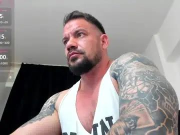 Chaturbate Free Porn Cam of mikebigboy31