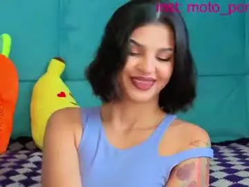 Chaturbate Live Porn of moto_ponchik