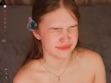 Chaturbate Free Live Porn of playfulmelly