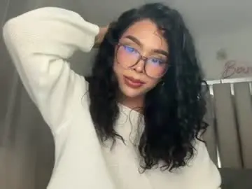 Chaturbate Live Sex Cam of samanthabernardo_