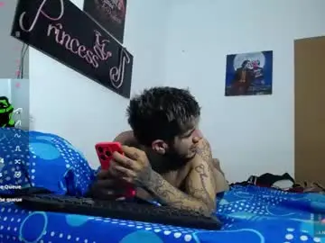 Chaturbate Live Sex Cam of allisonbaby_