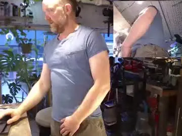 Chaturbate Adult Webcam of seattlemanwhore