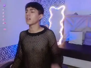 Chaturbate Free Live Porn of damian_tay