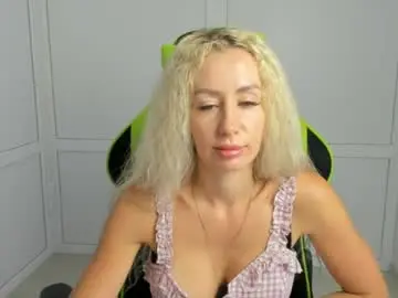 Chaturbate Adult Webcam of marilyndreamm