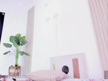 Chaturbate Live Sex of shara_85