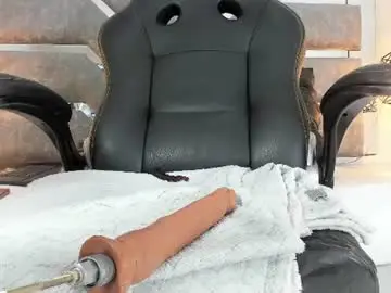 Chaturbate Sex Cam of slut_milf_