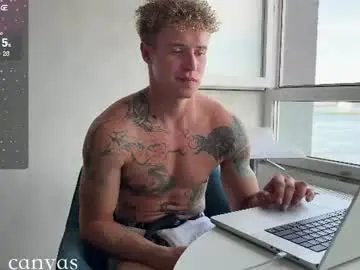 Chaturbate Sex Chat of andre_canvas