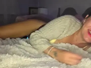 Chaturbate Watch Live Sex Cams of yogimilflover