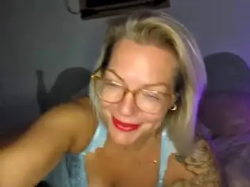 Chaturbate Adult Webcam of yogimilflover