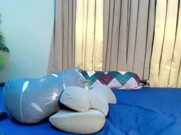 Chaturbate Nude Webcam of khylle_27