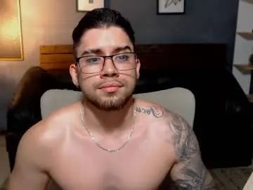 Chaturbate Sex Cam of mike_montoya