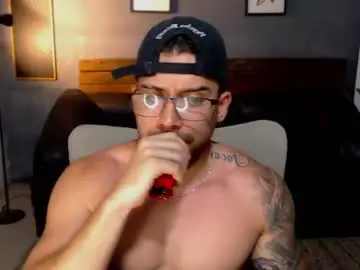 Chaturbate Nude Webcam of mike_montoya