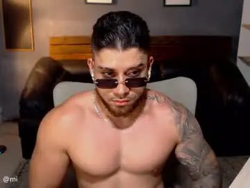 Chaturbate Adult Webcam of mike_montoya