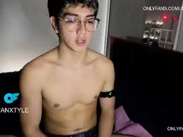 Chaturbate Free Porn Cam of juancamroom