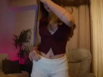 Chaturbate Live Sex Cam of sarasuo