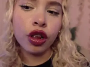 Chaturbate Live Sex of haelycute