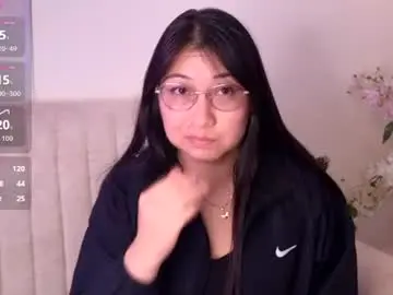 Chaturbate Live Sex of michellnight_