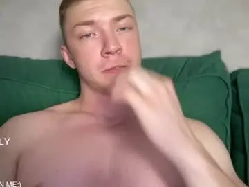 Chaturbate Best live sex cam show of pimple_gang