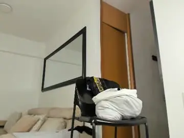 Chaturbate Free Live Porn of sr_smit_hot