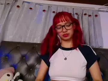 Chaturbate Sex Cam of evie_cloud