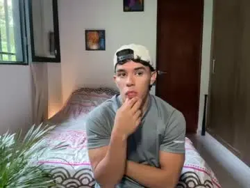 Chaturbate Free Porn Cam of joulianogreco1