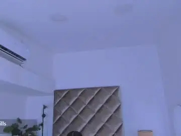 Chaturbate Live Porn of malaia_hills