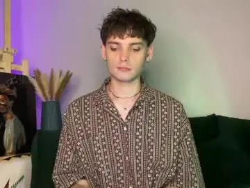 Chaturbate Free Porn Cam of oliverlawrence