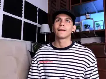 Chaturbate Free Porn Cam of austin_falcon