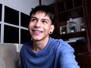 Chaturbate Free Porn Cam of austin_falcon