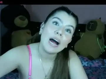 Chaturbate Live Sex of bellatrix_colen