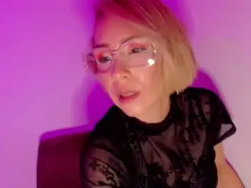 Chaturbate Adult Video Chat of goldengirlrose