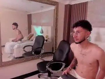 Chaturbate Live Sex of noah_ashford