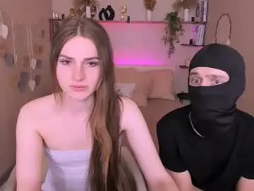 Chaturbate Live Sex Cam of roxy_kisss