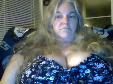 Chaturbate Sex Cam of hippysnewhere