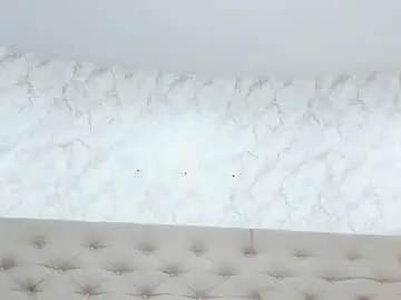 Chaturbate Watch Live Sex Cams of thiiarabrown