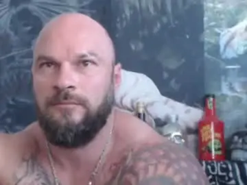 Chaturbate Live Porn of viking_me