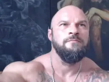 Chaturbate Live Sex of viking_me