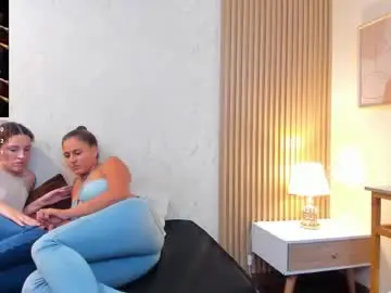 Chaturbate Best live sex cam show of aliceandsia