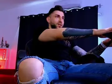 Chaturbate Best live sex cam show of mightyaaron