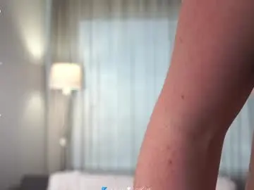 Chaturbate Sex Cam of lynnalltop