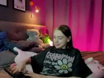 Chaturbate Live Sex Cam of linda_zimmermann
